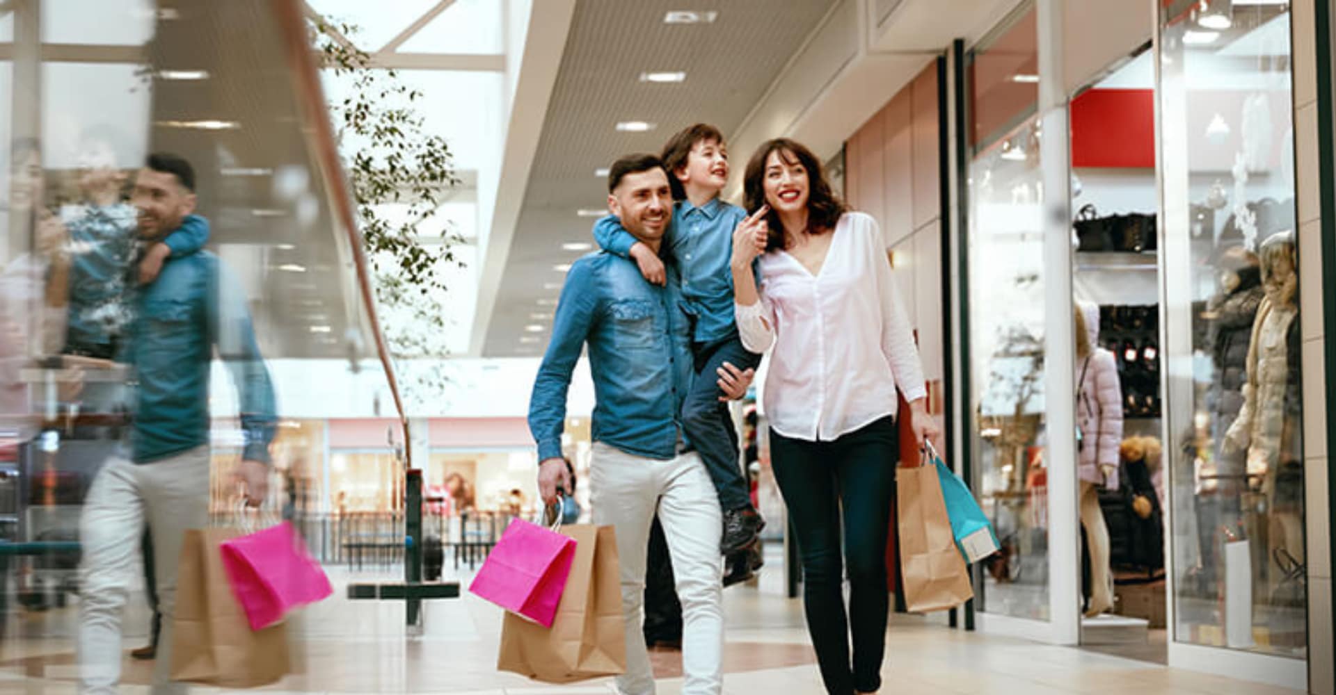 Shopaholic’s Paradise: Trends, Tips, and Must-Have Buys